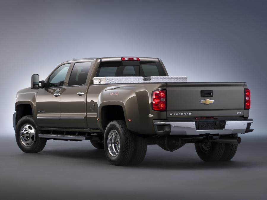  Chevrolet Silverado 3500 HD LTZ Crew Cab 2014 года  (фото 5 из 17)